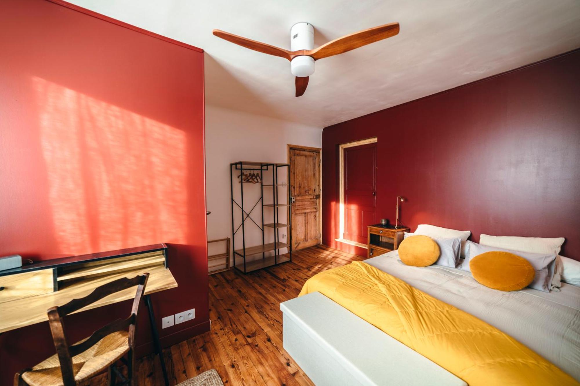 Appartement Cosy Au Coeur Du Village - Le Segala Montbazens Exteriör bild